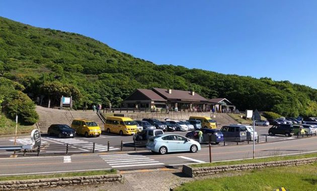 牧ノ戸峠レストハウス駐車場